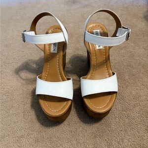 Steve Madden White and Tan Wedge Sandals